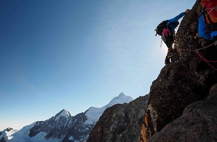 Illampu 2016, Bolivia, Rumi Mallku, Jaqusiri, alpinismo, Enrico Rosso, Pietro Sella, Davide Vitale, Antonio Zavattarelli - Rumi Mallku - sullo sfondo Illampu e Pico Shulze