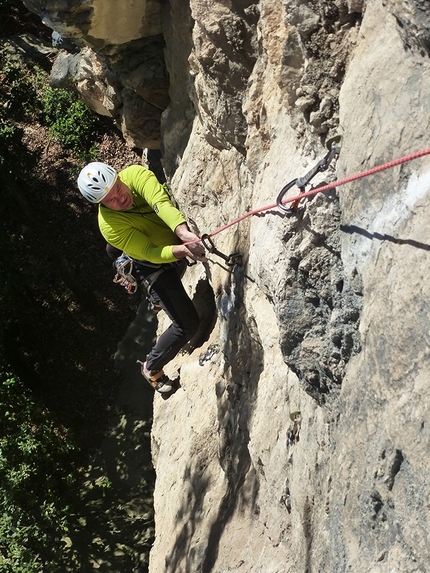 Valle del Sarca, climbing, Frog, Coste dell'Anglone – Piramide Lakshmi, Italy - Climbing the route Frog, Piramide Lakshmi, Coste dell'Anglone, Valle del Sarca