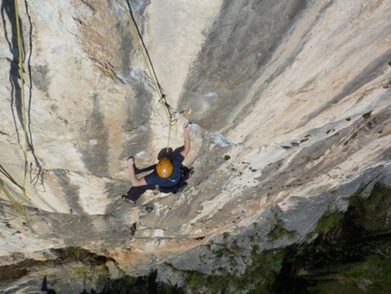 Zanzara e Labbradoro, Monte Colodri, Arco, Valle del Sarca - Climbing Zanzara e Labbradoro, Monte Colodri, Arco