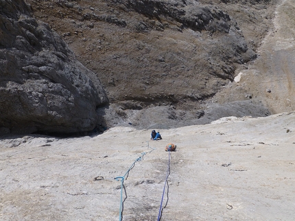 Torre del Formenton, Val Fredda, Dolomiti - Occhi d’acqua (7b, 210m, Marco Bozzetta, Costante Carpella 09/2015), Torre del Formenton, Dolomiti