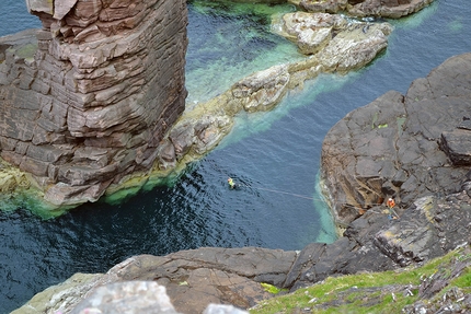 Old Man of Stoer, Original Route, Highlands, Scozia - Maurizio Oviglia e Cecilia Marchi su Old Man of Stoer - Original Route, Scozia