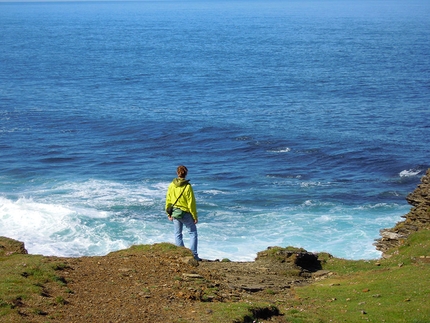 The Old Man of Hoy - Torvagando for Nepal - Mare a Birsay