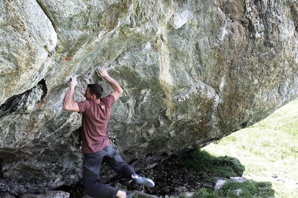 Chianale boulder, Valle Varaita, Piemonte, Claudia Colonia, Alessandro Penna - Chianale boulder: Tutorial