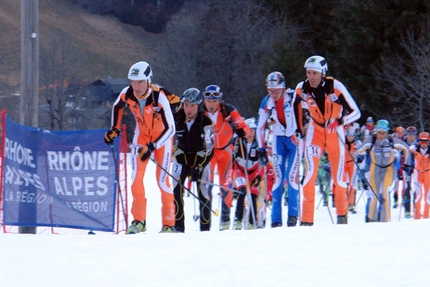 22° Pierra Menta - Via! La Pierra 2007 è partita da pochi secondi. Fra i due francesi Gachet e Perrier si vede Guido Giacomelli.