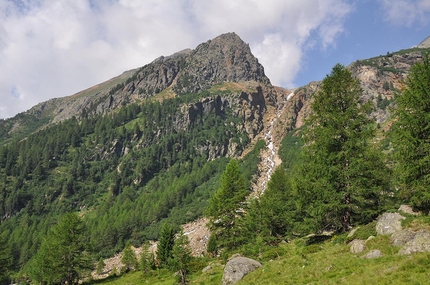 Rifugio Larcher, Lago delle Marmotte, Lago Lungo, Parco Nazionale dello Stelvio, Trentino - Il trekking verso il Rifugio Larcher