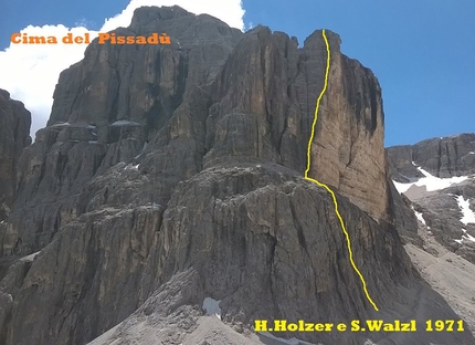 Pisciadù, Sella, Dolomiti, Ivo Ferrari - Il tracciato della Via W.H sulla Spigolo Nord-Ovest, aperta da Heini Holzer e Sieglinde Walzl il 05/09/1971 sulla ovest del Pisciadù (Gruppo del Sella, Dolomiti). 