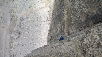 Pisciadù, Sella, Dolomiti, Ivo Ferrari - Durante la ripetizione della via W.H, parete ovest del Pisciadù (Gruppo del Sella, Dolomiti). 