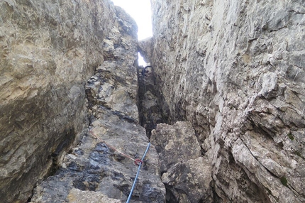 Tre Cime Di Lavaredo, Dolomites, Urko Barandiaran, Juan Antonio Bellido Ramos - Juan Antonio Bellido Ramos repeating Via Dülfer, Cima Grande, Tre Cime Di Lavaredo, Dolomites