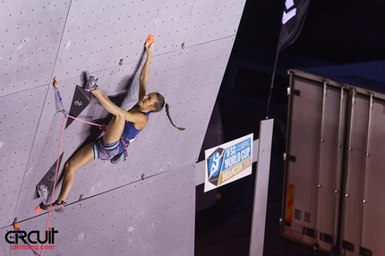 Coppa del Mondo Lead 2016, Briançon - Mathilde Becerra durante la terza tappa della Coppa del Mondo Lead 2016 a Briançon