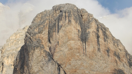 Via Delirio Giallo, Torre Prosser, Cestün, Sasso delle Dieci, Cunturines, Dolomiti, Walter Polidori - Via Delirio Giallo, Torre Prosser, Sasso delle Dieci: la cima della torre