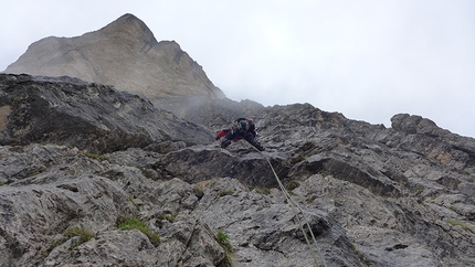 Via Delirio Giallo, Torre Prosser, Cestün, Sasso delle Dieci, Cunturines, Dolomiti, Walter Polidori - Via Delirio Giallo, Torre Prosser, Sasso delle Dieci: il terzo tiro