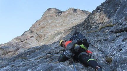 Via Delirio Giallo, Torre Prosser, Cestün, Sasso delle Dieci, Cunturines, Dolomiti, Walter Polidori - Via Delirio Giallo, Torre Prosser, Sasso delle Dieci: il quarto tiro