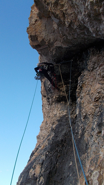 Via Delirio Giallo, Torre Prosser, Cestün, Sasso delle Dieci, Cunturines, Dolomiti, Walter Polidori - Via Delirio Giallo, Torre Prosser, Sasso delle Dieci: partenza fessura obliqua