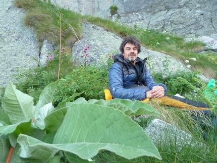 Punta Phuc, Monte Castello, Vallone di Noaschetta, Gruppo del Gran Paradiso - A volte ritornano, Cima Monte Castello Punta Phuc: Andrea Giorda, risveglio alla cengia dei Gigli