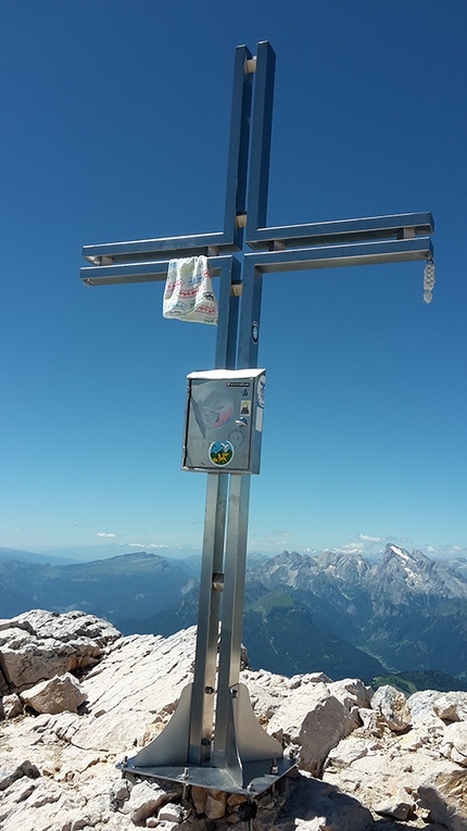 Civetta Pelmo Dolomiti, Lerri Torresan - CivElmo 16/07/2016: la croce in vetta al Monte Pelmo