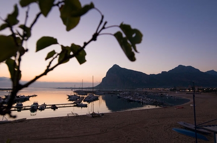 Rock Climbing Marathon – San Vito lo Capo - Dawn at San Vito lo Capo