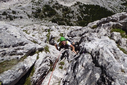 Torre di Babele, Gruppo della Civetta, Dolomiti, Ivo Ferrari - Sulla parete Sud-Est della Torre di Babele per la via Goedeke-Rien, Gruppo della Civetta, Dolomiti