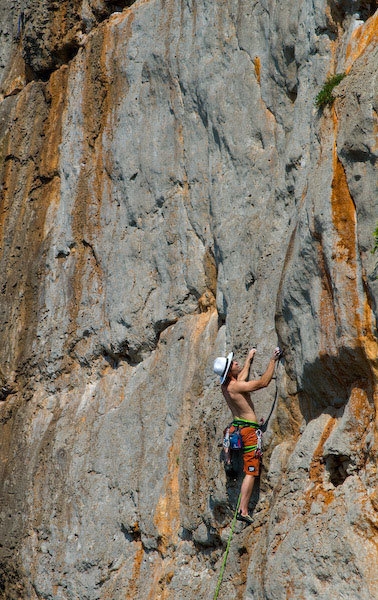 Rock Climbing Marathon – San Vito lo Capo - Gambaro and the burning heat