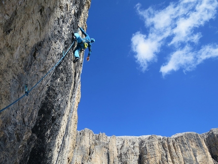 Bramosia Scura, new rock climb in Sella group, Dolomites