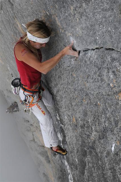 Solo per vecchi guerrieri - Jenny Lavarda climbing Solo per vecchi guerrieri