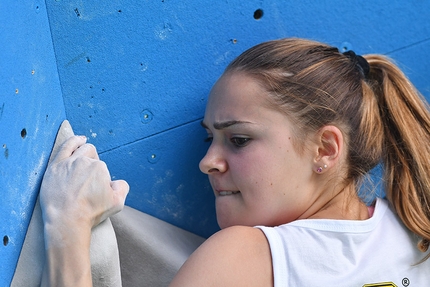 Rock Master Festival 2016 - KO Boulder Contest: Andrea Kumin