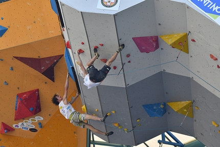 Adam Ondra e Janja Garnbret vincono il 30° trofeo Rock Master