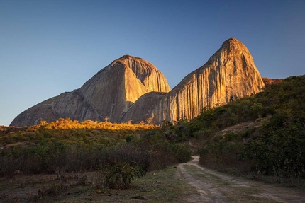 Sasha Di Giulian, Felipe Camargo, Pedra Riscada, Brazil - Pedra Riscada, Brazil