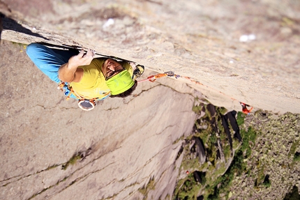 Pinne gialle, Andrea De Giacometti, Tognazza - Andrea De Giacometti su 'Pinne gialle' (8b/c, 120m, Maurizio 'Manolo' Zanolla 2014) in Tognazza, Passo Rolle (TN)