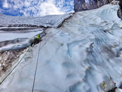 Apostel Tommelfinger West Face, Greenland, Christian Ledergerber, Fabio Lupo, Antoine Moineville, Silvan Schüpbach, Jerome Sullivan - Climbing the starting serac during the first ascent of Metrophobia up the West Face of Apostel Tommelfinger in Greenland