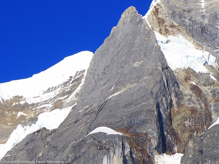 Siula Grande, Peru, Max Bonniot, Didier Jourdain - The formidable East Pillar on the East Face of Siula Grande, Peru (Max Bonniot, Didier Jourdain 08/2016)