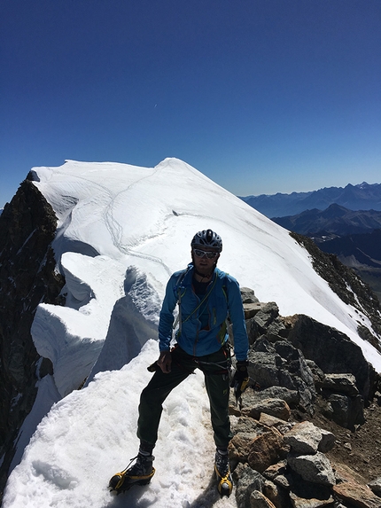 Denis Trento, Cresta di Rochefort, Grandes Jorasses, Monte Bianco - Denis Trento e la Cresta di Rochefort e la traversata delle Grandes Jorasses durante il primo tentativo del 24/08/2016