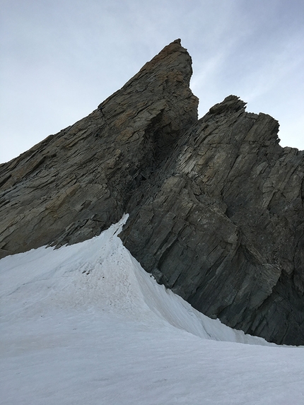 Denis Trento, Cresta di Rochefort, Grandes Jorasses, Monte Bianco - Denis Trento e la Cresta di Rochefort e la traversata delle Grandes Jorasses durante il secondo tentativo del 03/09/2016