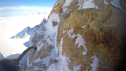 Cerro Torre, Markus Pucher, Patagonia - Markus Pucher durante il tentativo in solitaria ed in inverno del Cerro Torre il 03/09/2016