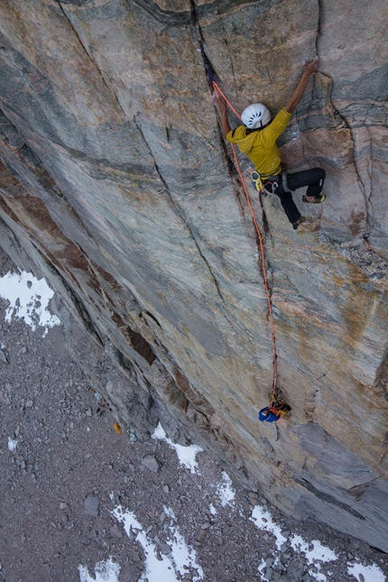 Isola di Baffin, Canada, Nicolas Favresse, Sean Villanueva, Matteo Della Bordella, Matteo De Zaiacomo, Luca Schiera - Matteo De Zaiacomo su Coconut Connection