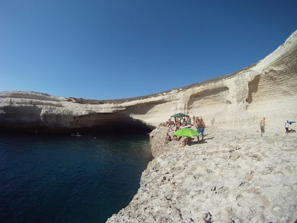 Zestos Psicobloc, Sardegna, Santa Caterina di Pittinuri - Durante la quarta edizione del Zestos Psicobloc, svoltasi il 27/08/2016 a Santa Caterina di Pittinuri, Sardegna