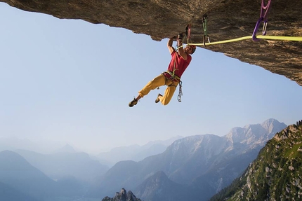 Edu Marin  - Edu Marin repeating Samsara 8b+ 200m, Lofer Alm, Austria 