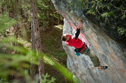 Welcome to the club, a 9a by Luca 'Canon' Zardini at Cortina