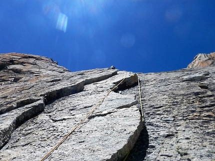 Pizzo d'Andolla, Marco Bagliani, Pierluigi Maschietto, Giovanni Pagnoncelli, Edoardo Polo, Marcello Sanguineti - Durante l'apertura della via 'Lorenzo Marani' il 16-17 luglio 2016 sulla parete est di Pizzo d'Andolla