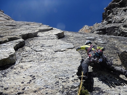 Pizzo d'Andolla, Marco Bagliani, Pierluigi Maschietto, Giovanni Pagnoncelli, Edoardo Polo, Marcello Sanguineti - Durante l'apertura della via 'Lorenzo Marani' il 16-17 luglio 2016 sulla parete est di Pizzo d'Andolla