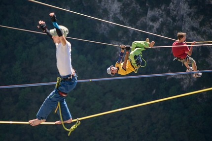 Frasassi Climbing Festival 2016 - Highline al Frasassi Climbing Festival