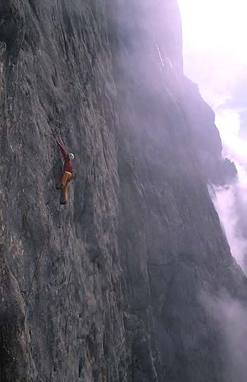 Pietro Dal Prà, Marmolada, Dolomiti - Pietro Dal Prà prima salita in libera della Via della Cattedrale, Marmolada, Dolomiti