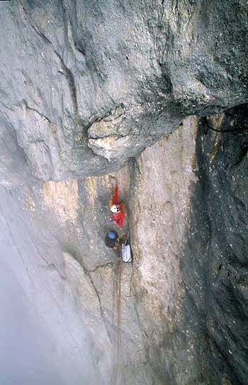 Pietro Dal Prà, Marmolada, Dolomiti - Pietro Dal Prà prima salita in libera della Via della Cattedrale, Marmolada, Dolomiti