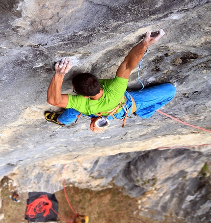 Andrea De Giacometti, Tarzan Wall - Andrea De Giacometti libera Ba-Bel alla Tarzan Wall, per la quale propone il grado di 9a