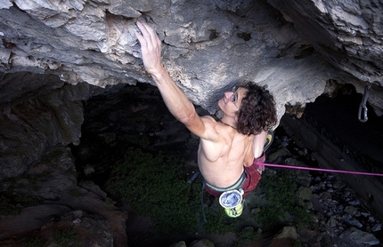 Adam Ondra libera Marina Superstar 9a+/b