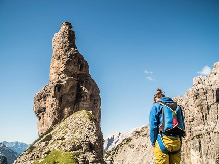 Marco Milanese, Campanile di Val Montanaia, Dolomiti - Marco Milanese sotto il Campanile di Val Montanaia il 20 luglio 2016, prima della sua free solo e BASE Jump