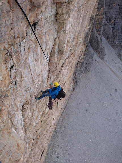 Spanish route, Cima Grande di Lavaredo, Tre Cime di Lavaredo, Dolomites - Abseiling down the Spanish route, Cima Grande di Lavaredo, Dolomites