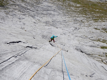 Wenden, La lunga attesa, Fabio Palma, Paolo Spreafico - La lunga attesa, Wenden: at the belay after the crux