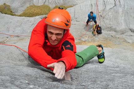 Wenden, La lunga attesa, Fabio Palma, Paolo Spreafico - La lunga attesa, Wenden:  Paolo Spreafico on the last moves of the 8a pitch