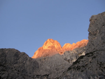 Masada, Sass Maor, Dolomites - First rays of light on Sass Maor