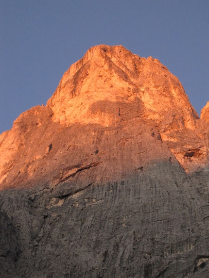 Masada, Sass Maor, Dolomiti - La parete est del Sass Maor